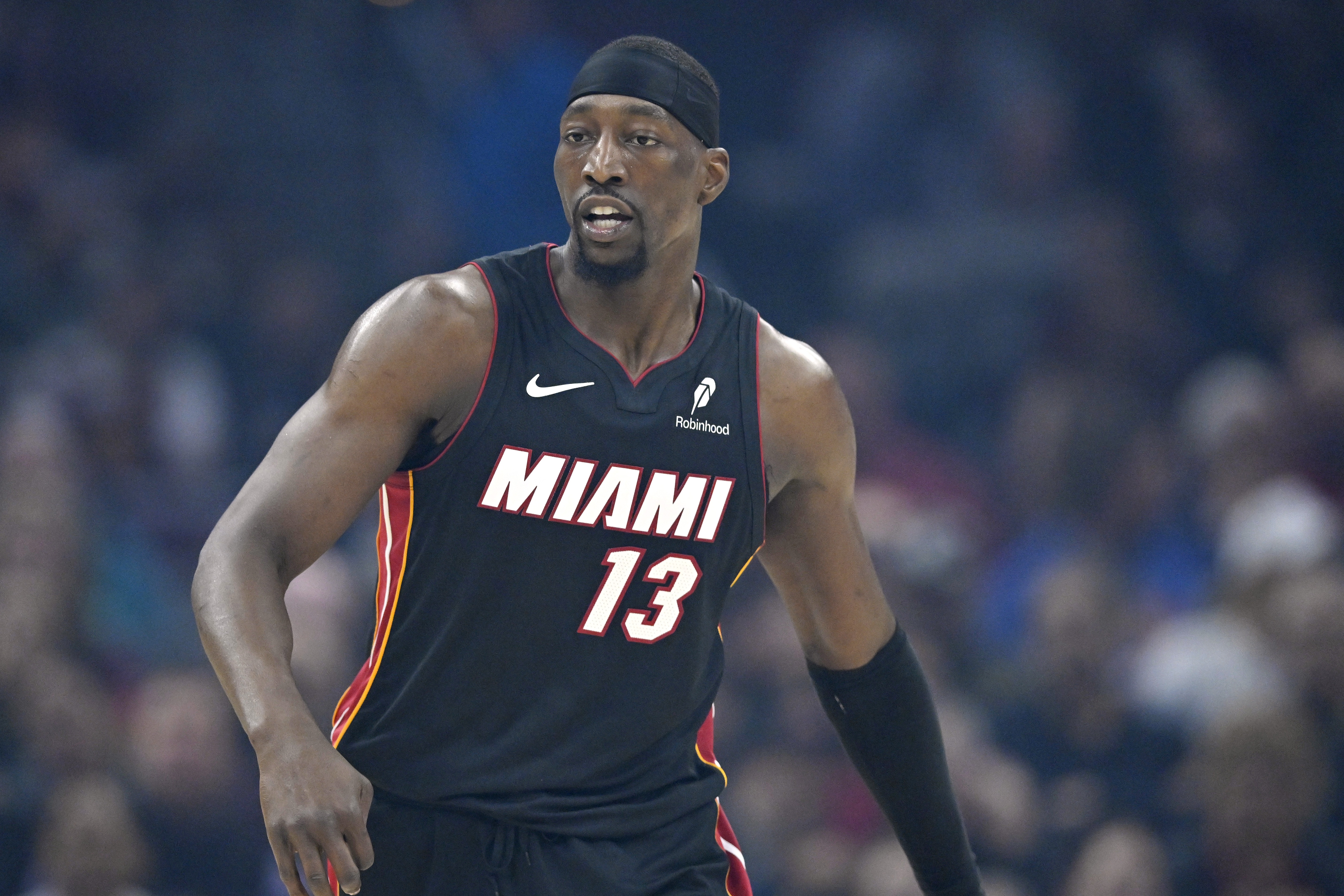 开云官网-83分先生！阿德巴约本赛季场均20.1分10板3.2助 命中率仅44%