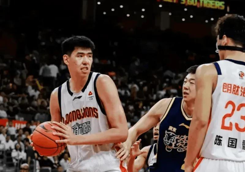 开云-徐昕收到NBA试训+夏联邀请,同时官宣入国家队短训营,如何决策?